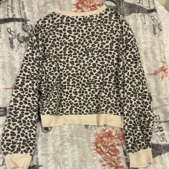 ZSUPPLY Long Sleeve Leopard Pullover - Picture 2 of 4